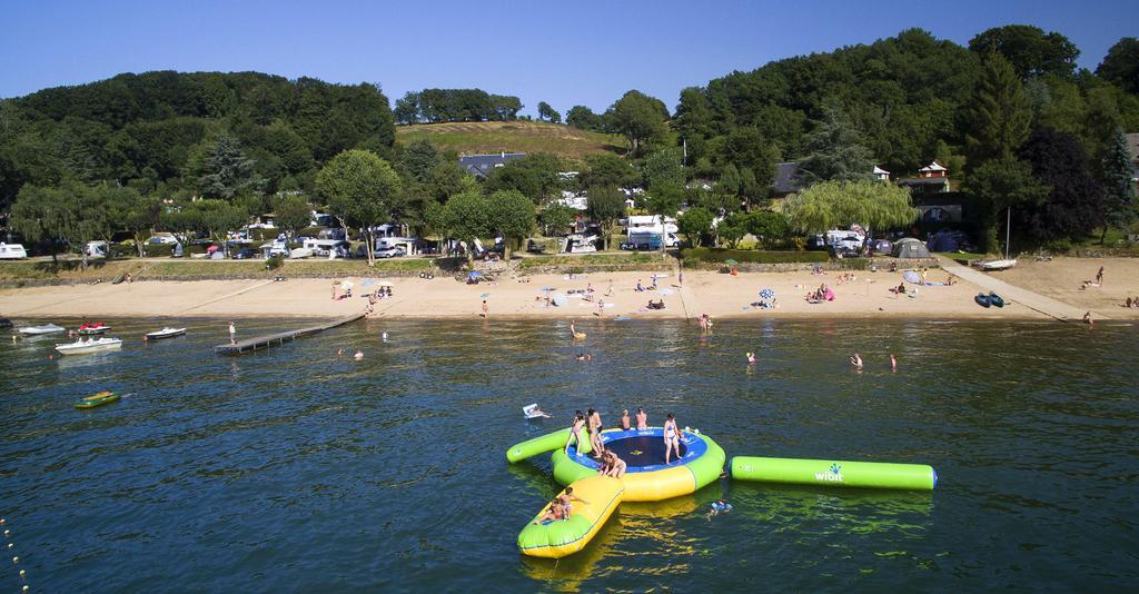 Beau-Rivage Du Lac De Pareloup Salles-Curan Exterior photo